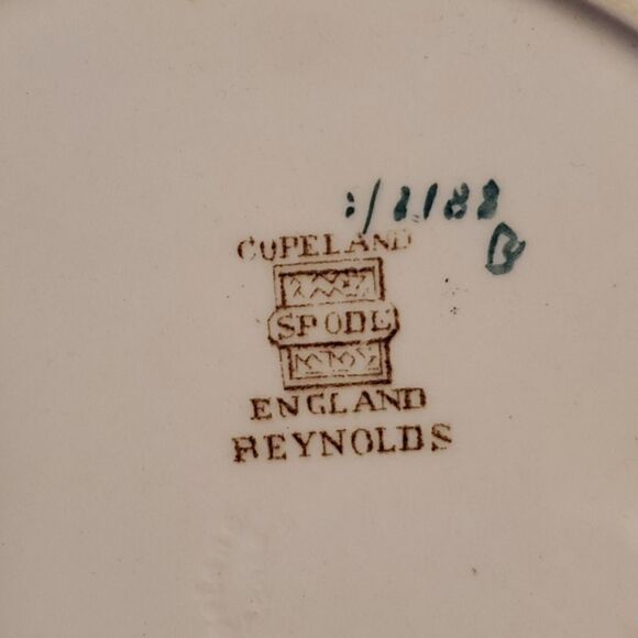 Vintage Scalloped Fruit Salad or Dessert Plate - Picture 3 of 4